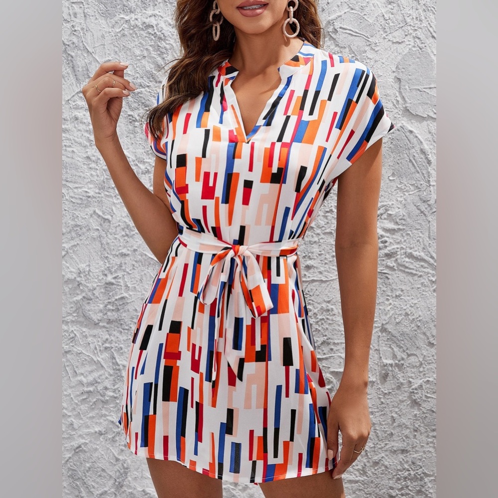 Flowy dress with belt size S